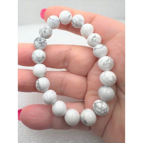 Howlite Beaded Bracelet - Picture 2 of 4